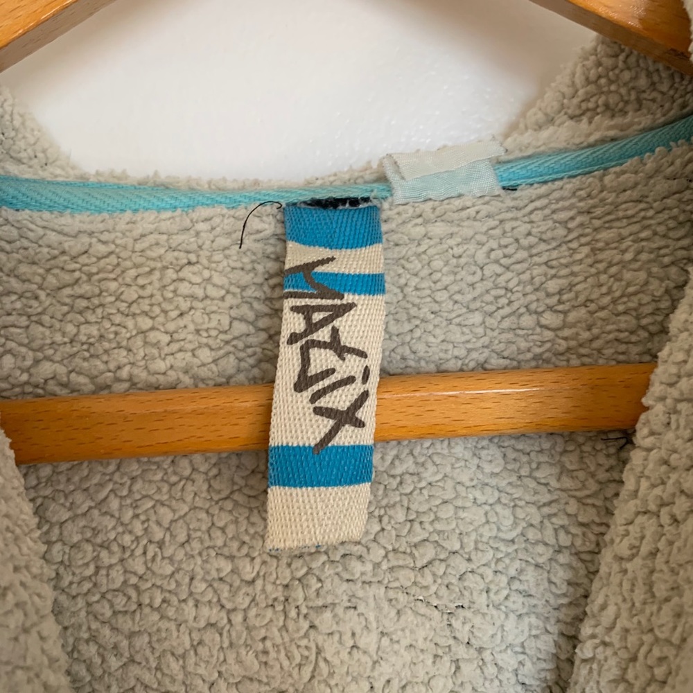 MATIX zip up hoodie - Picture 6 of 8